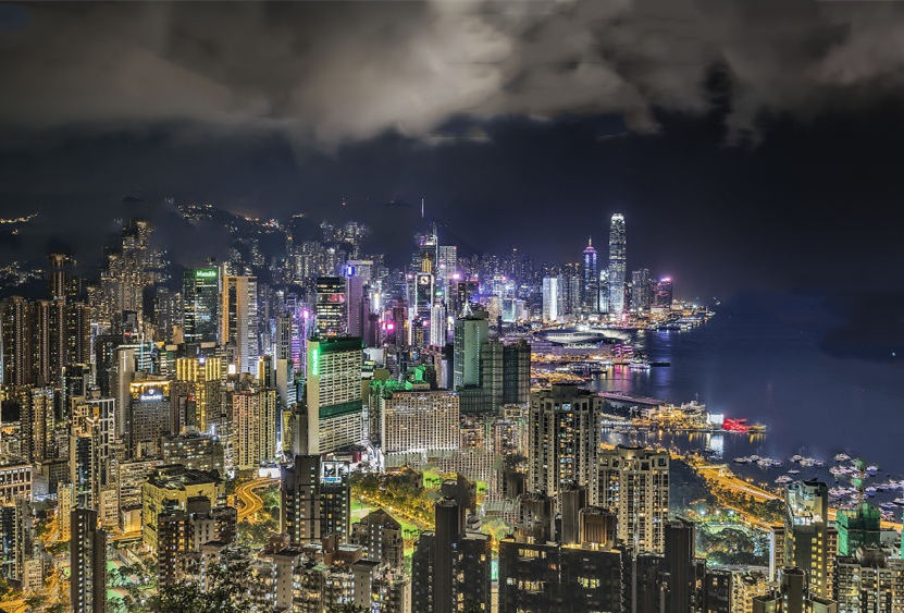 在香港注册离岸公司办理退税流程。
